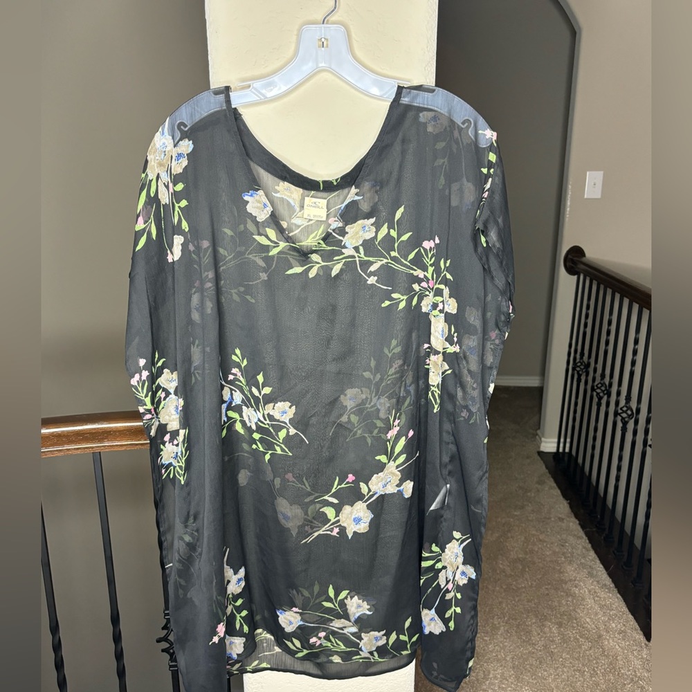 O’Neill Black Floral Coverup Size XL Style #A4406146PS Beach Flower Summer